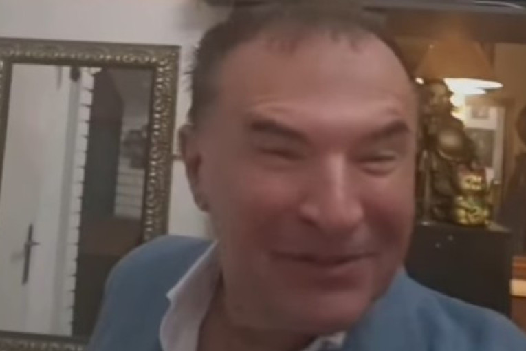"Mitar Žmirić": Fanovi napali pevača da je previše zategao lice!