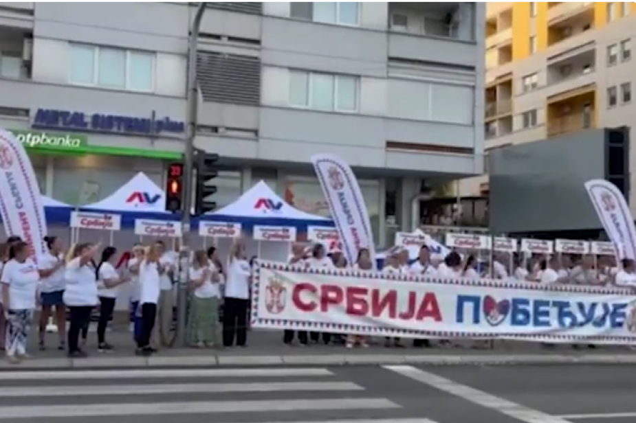 Kragujevac rekao svoje: Ujedinjena Srbija pobeđuje (VIDEO)
