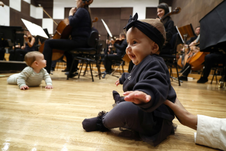 Beogradska filharmonija ponovo svira za najslađu publiku: Ove sezone na redu je Mocart (FOTO)