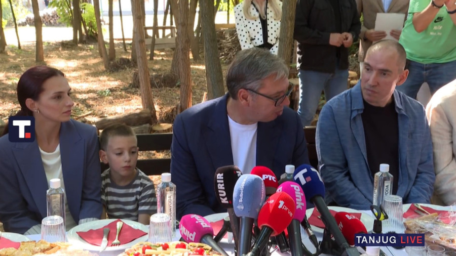 Vučić o sahrani Ratka Mladića i otkazivanju posete Marte Kos: "Neće mi ona držati pridike ko su zločinci, a ko nisu" (VIDEO/FOTO)
