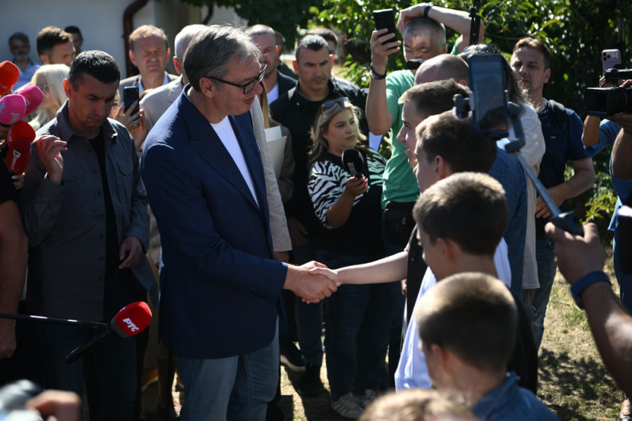 Vučić o sahrani Ratka Mladića i otkazivanju posete Marte Kos: "Neće mi ona držati pridike ko su zločinci, a ko nisu" (VIDEO/FOTO)
