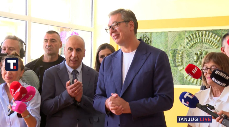Vučić o sahrani Ratka Mladića i otkazivanju posete Marte Kos: "Neće mi ona držati pridike ko su zločinci, a ko nisu" (VIDEO/FOTO)