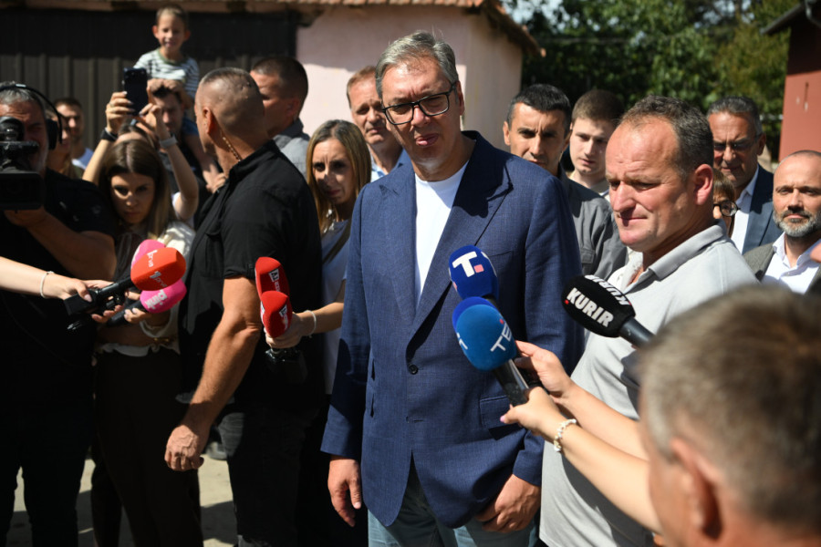 Vučić o sahrani Ratka Mladića i otkazivanju posete Marte Kos: "Neće mi ona držati pridike ko su zločinci, a ko nisu" (VIDEO/FOTO)
