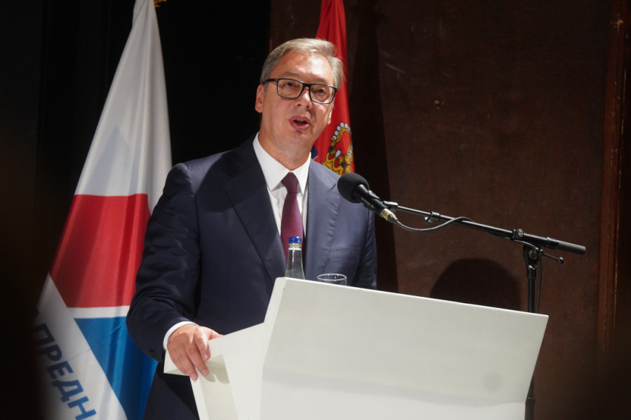 Jednoglasno izabran! Vučić nosilac liste i kandidat za premijera - "Za mene je ovo ogromna čast" (FOTO/VIDEO)