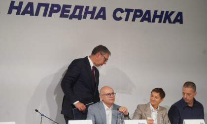 SNS traži odgovor od RTS-a: Ko je naredio da se prekine Vučićev govor u Dnevniku 2?