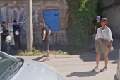 Licemerje blokadera na delu! Brutalno vređaju policajce, a kad zagusti prvi ih dozivaju u pomoć! (VIDEO)
