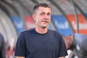 Ilić grmeo na konferenciji: Lukasen je napravio pet žutih kartona, Krunić i Elšnik takođe!