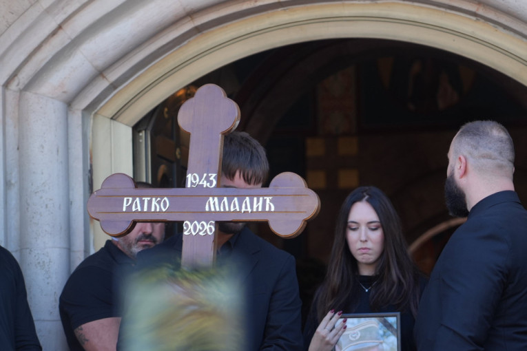 Generalov poslednji stroj: Srbi, Hrvati i Muslimani zajedno na poslednjem ispraćaju