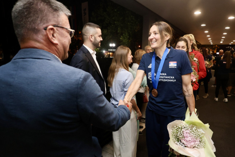 Težak sudar na obilaznici oko Čačka: Povređeni muškarac i devojka hitno prevezeni u bolnicu