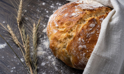 Tajna mekog domaćeg hleba: Pekari imaju jednostavan trik koji produžava svežinu danima