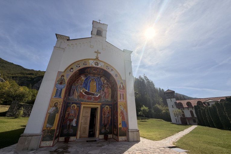 Rušili su ga i palili, ali je svaki put vaskrsavao: Ovaj srpski manastir krije blago staro skoro 700 godina