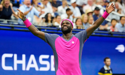 Američki spektakl na US openu: Tijafo preživeo dramu od skoro pet sati i ispisao istoriju (FOTO)