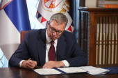Predsednik Vučić raspisao parlamentarne izbore za 25. oktobar! (VIDEO)