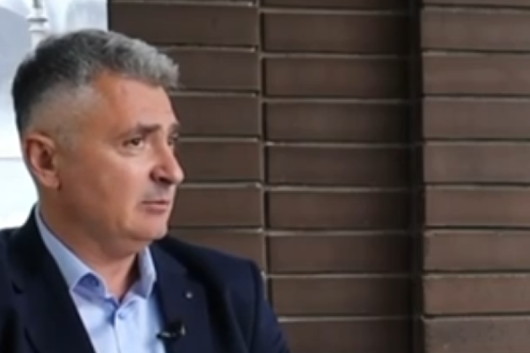 "Nismo se tako dogovorili!" Potpuno rasulo u blokaderskim redovima: Kardiolog Ilija Srdanović odbio da bude na čelu liste (VIDEO)
