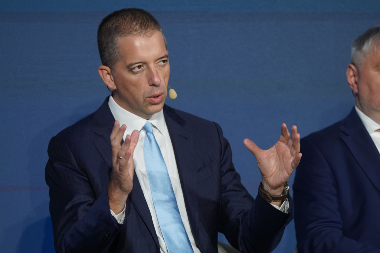 Đurić: Vučić završava mandat,ali ne i političku borbu, njegov najveći trag snažna Srbija