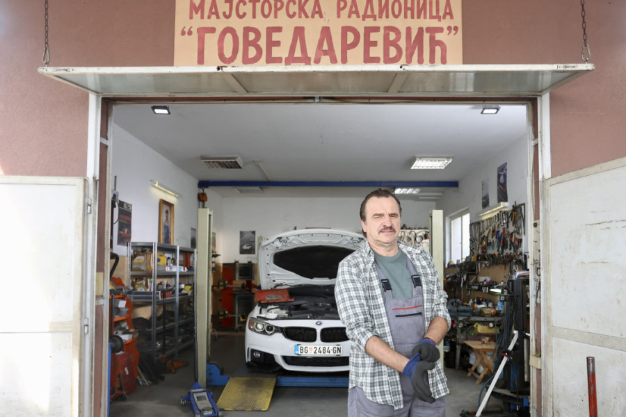 Sećate li se kultne serije "Priče iz majstorske radionice"? Počelo snimanje nastavka, u glavnoj ulozi Nenad Jezdić (FOTO)