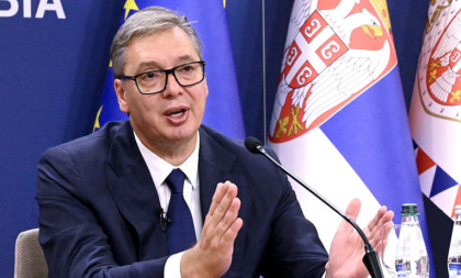 Oglasio se predsednik Vučić: "Za samo tri sata 170.000 ljudi je stalo uz listu "Aleksandar Vučić - Ujedinjena Srbija"