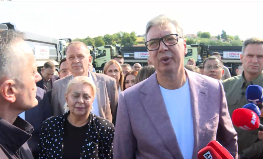 Vučić obilazi radove na "Voždu Karađorđu": Od centra Beograda do Aranđelovca za samo 45 minuta!