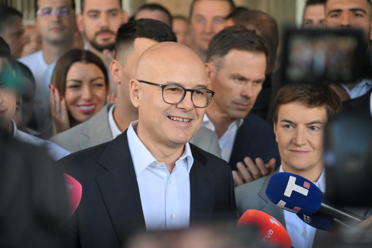 Vučević: Verujemo u slobodnu i suverenu Srbiju, zato je Vučić kandidat za premijera