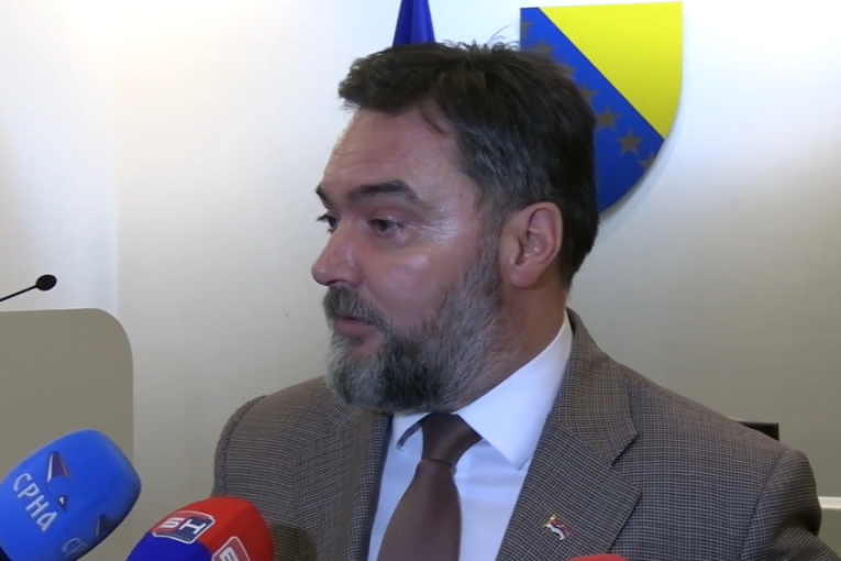 Košarac žestoko odgovorio Sarajevu zbog zabrane preleta: "Šibicarski potezi, ne mogu ništa da urade!"