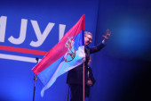 "Naša trobojka je simbol slobode i ponosa" Vučić: Dan srpskog jedinstva podseća na snagu koja je uvek bila u zajedništvu