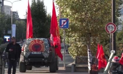 Takozvana kosovska policija prekinula održavanje predstave za decu, ali je dozvoljeno okupljanje u znak podrške zločincima! Pogledajte