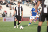 Zdjelar ne menja boje: Iskusni vezista ostaje u crno-belom!