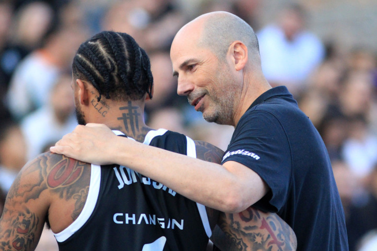 Partizan krenuo u Atinu: Crno-beli imaju generalne probe, prva je protiv bratskog kluba