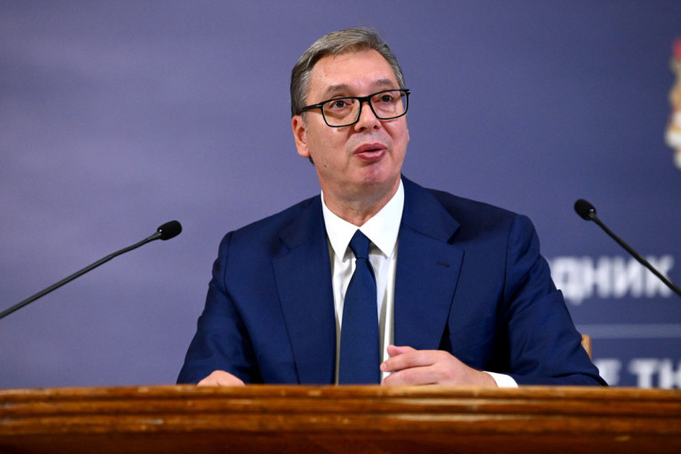 Obraća se Aleksandar Vučić