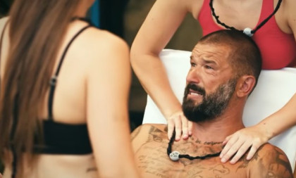 "Nije ti ovo Zadruga!" Nikola Lakić se slomio - plače kao kiša, izazvao gnev javnosti! (VIDEO)