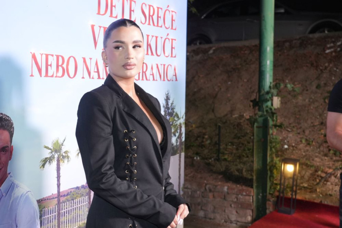 "Ne dam da mi lepe pare po telu!" Zorana Mićanović o bakšišu i nastupima: Tad postajem agresivna!