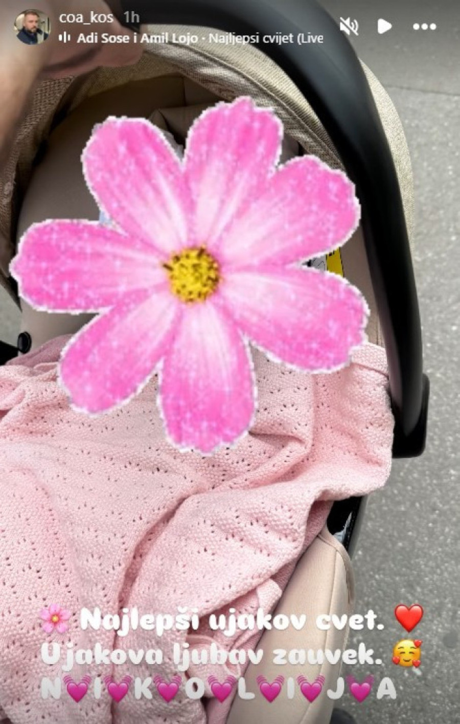 Prinova u porodici Ace Kosa! Pun emocija izveo bebu iz porodilišta!