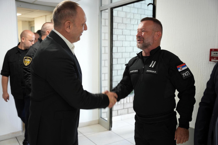Udar na organizovani kriminal: Direktor policije obišao ključne jedinice UKP, najavljeno jačanje kapaciteta (FOTO)