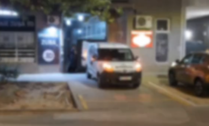Oglasila se Hitna: Pokušana reanimacija žene nađene u stanu u Novom Sadu