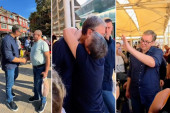 Vučić posetio pijacu u Smederevu: Razgovarao sa građanima  (VIDEO)