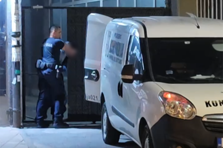 Osumnjičen da je brutalno ubio majku u Novom Sadu: Aleksandar B. ostaje iza rešetaka