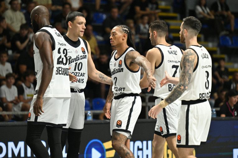 Partizan pregazio Burg: Parni valjak je spreman za novu sezonu!
