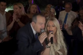 Ivica Dačić zapevao na svadbi Dee Đurđević: Orili se "Jorgovani" (VIDEO)