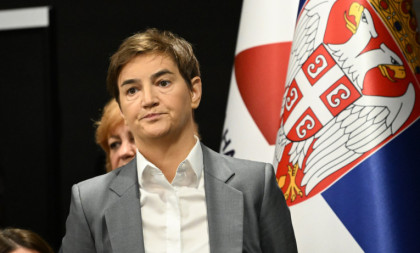 Ana Brnabić žestoko uzvratila blokaderki Nikolić: Profesori su 2012. godine imali 77.000, danas skoro 190.000. I to vam nije napredak?