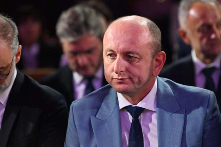 Knežević žestoko udario na Srdanovića: Izbori su im izgubljeni, već se spremaju za ulice! (VIDEO)
