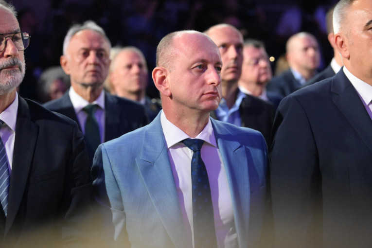 Knežević poslao snažnu poruku iz Beograda: "Da im ne pružimo ni promil šanse da se ponovi 5. oktobar!"