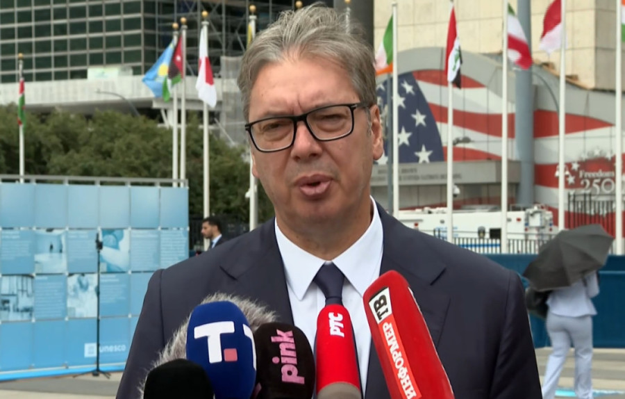 Vučić iz Njujorka: Postaviću pitanja na koja niko nema odgovor! Govorio o bizarnom spotu blokaderske liste i poslao važnu poruku ženama