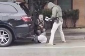 Novi skandal imigracione službe! Agenti oborili Amerikanca na zemlju, munjevito ga pustili kad je viknuo "ja sam državljanin SAD" (VIDEO)