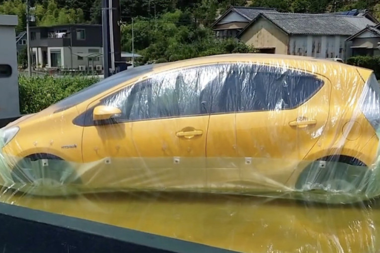 Genijalno rešenje za vozače: Japanci napravili zaštitu koja sprečava prodor vode u automobil tokom poplava