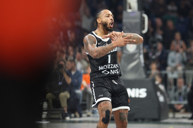 Novi Partizan oduševio na premijeri! Maestralni Karlik Džons razmontirao Olimpiju iz Milana!