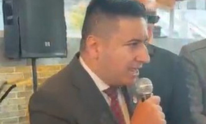 Iz Vasojevića vila kliče - ne daj Srbiju, predsedniče! Dajković okupio narod Crne Gore u znak podrške Vučiću (VIDEO)