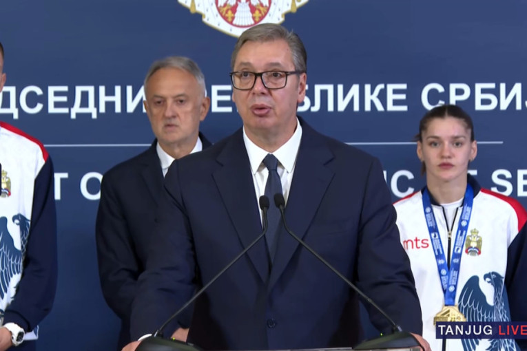 Vučić primio osvajače medalja: Svaka čast svima, beskrajno hvala, obradovali ste naš narod (VIDEO)