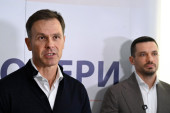 Isplaćene pomoći, a u decembru stižu penzije uvećane za 7,5 odsto: Mali sa penzionerima u Borči (FOTO/VIDEO)