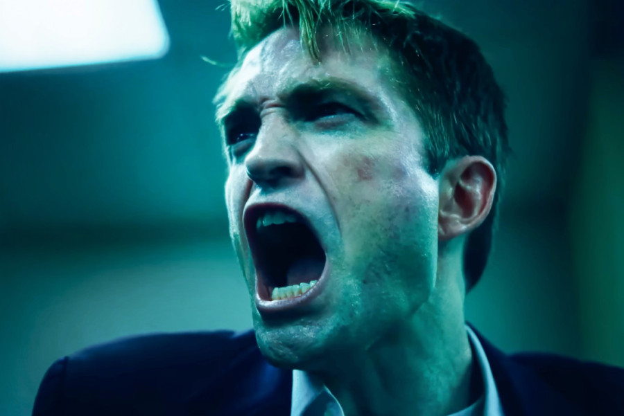 Poznati voditelj brutalno reagovao na film u kom ga igra Robert Patinson: Posebno ga iznervirala scena bez majice (FOTO/VIDEO)