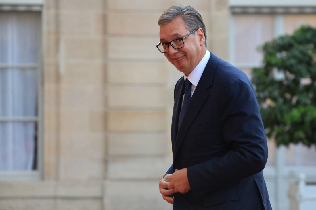 Vučić podneo ostavku i kreće u obilazak zemlje: Predizborna kampanja se zahuktava, ove liste učestvuju na izborima!
